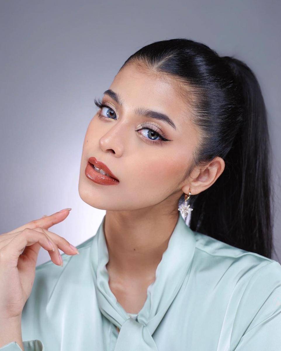 Instagram.com/jharnabhagwani